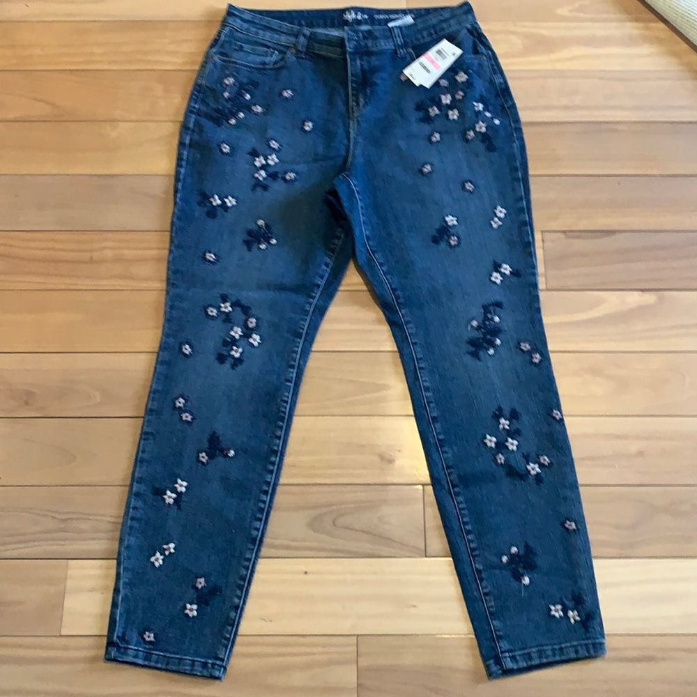 Style & co Jean with floral embroidery design 12